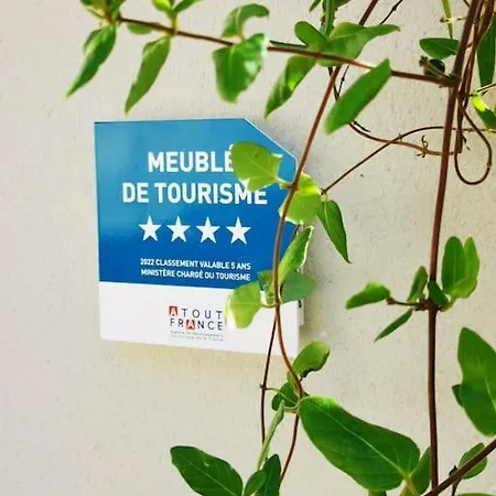 Maison De Vacances Dans Un Village De Charme *
