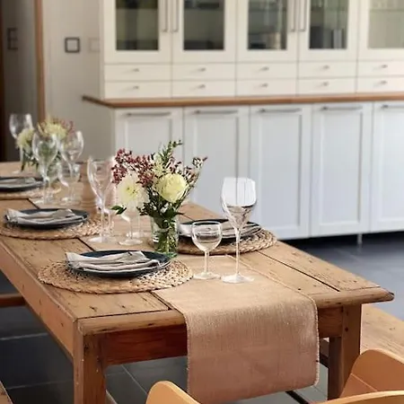 Maison De Vacances Dans Un Village De Charme * Bourguignon-sous-Montbavin